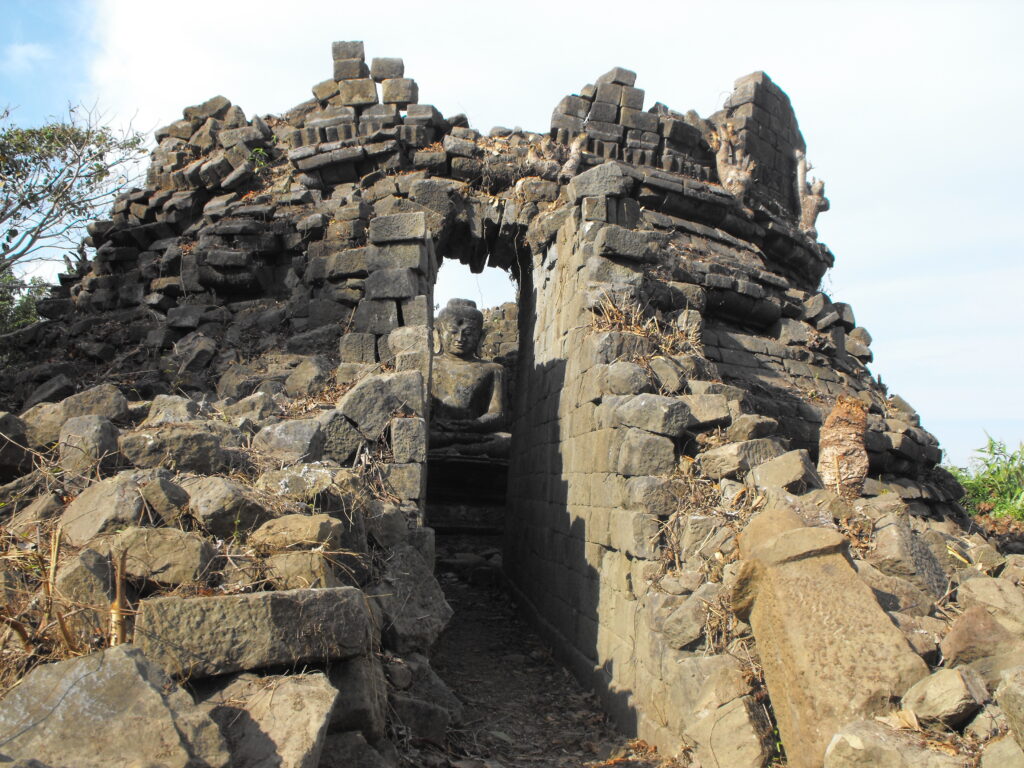 မြေခလျှက်ရှိသော ရခိုင်တို့၏ အသည်းနှလုံး