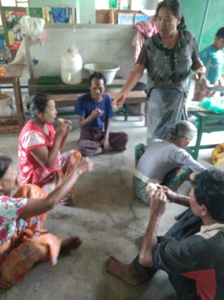 စစ်ဘေးရှောင်များနှင့် ပိတ်မိနေသော ကျေးရွာ (၇၀) ခန့်မှ ဒေသခံပြည်သူများ စားနပ်ရိက္ခာ ခက်ခဲနေ